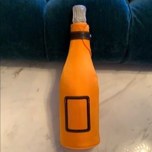Veuve Cliquot ice jacket